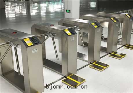 不(bù)同類(lèi)型門(mén)禁通道閘機，可(kě)根(gēn)據不同的(dí)場地選(xuǎn)擇